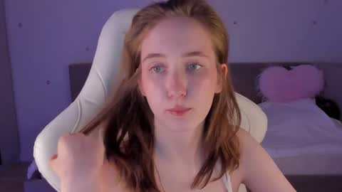 Snapshot of secret_elly_ chatting on 26, 10, 2025 Elly online show from 26, 10, 2025