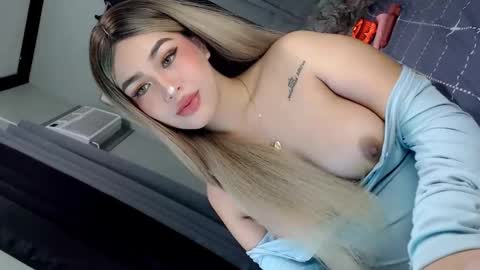 Snapshot of secret_lover22 chatting on 9, 3, 2025 Chloe online show from 9, 3, 2025