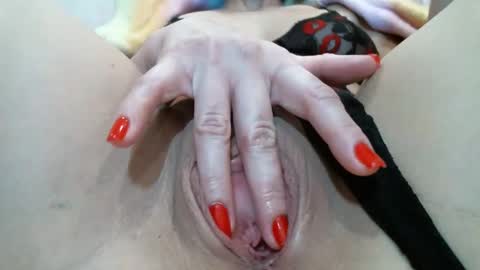 SecretLisa online show from 4, 2, 2025