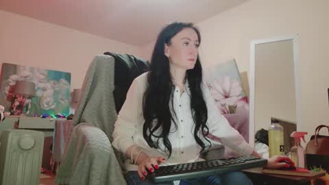 Mariot  Mery for short ..never call me PET NAMES in FREECHAT mom momy baby or sweety  online show from 8, 2, 2026