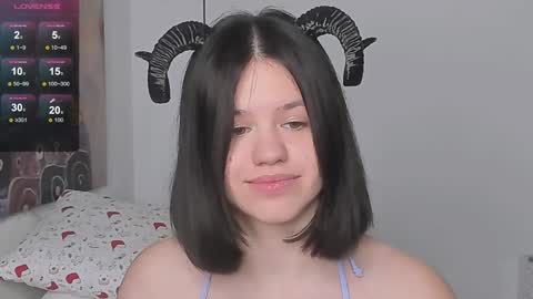 Snapshot of secretqueen_x chatting on 3, 2, 2025 Anna online show from 3, 2, 2025