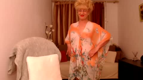 SecretRosemary online show from 4, 7, 2026
