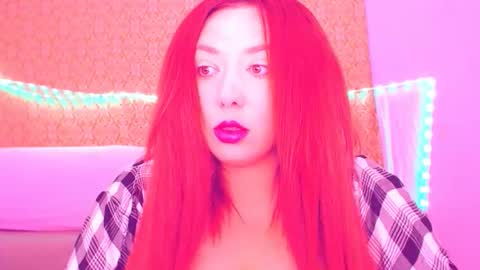 Snapshot of secrettbela4u chatting on 13, 9, 2025 secrettbela4u online show from 13, 9, 2025
