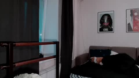 Snapshot of secrettt_poison chatting on 9, 7, 2026 secrettt_poison online show from 9, 7, 2026