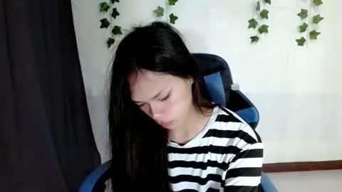 seducive_allea online show from 3, 11, 2025