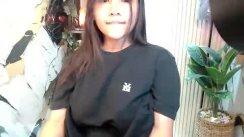 Snapshot of seductive_elle chatting on 23, 10, 2025 ellie online show from 23, 10, 2025