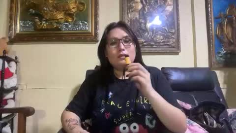 Snapshot of seductive_housewife chatting on 2, 3, 2026 seductive_housewife online show from 2, 3, 2026