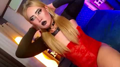 SCARLETTE  online show from 14, 4, 2026