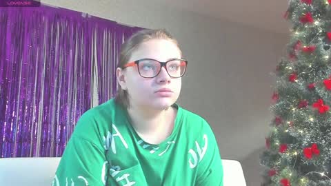 Snapshot of seductive_she_wolf chatting on 29, 12, 2024 seductive_she_wolf online show from 29, 12, 2024