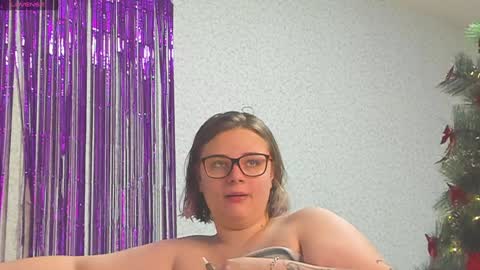 Snapshot of seductive_she_wolf chatting on 29, 12, 2024 seductive_she_wolf online show from 29, 12, 2024