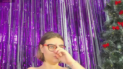 Snapshot of seductive_she_wolf chatting on 4, 1, 2025 seductive_she_wolf online show from 4, 1, 2025