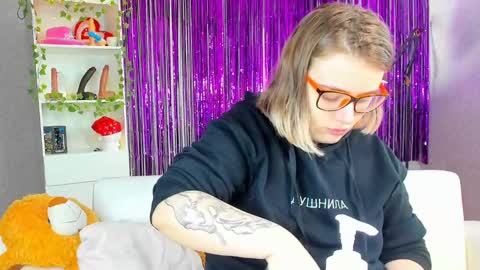 Snapshot of seductive_she_wolf chatting on 24, 2, 2025 seductive_she_wolf online show from 24, 2, 2025