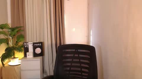 Deluxe online show from 6, 2, 2026