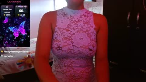 seductress_malia online show from 10, 7, 2026