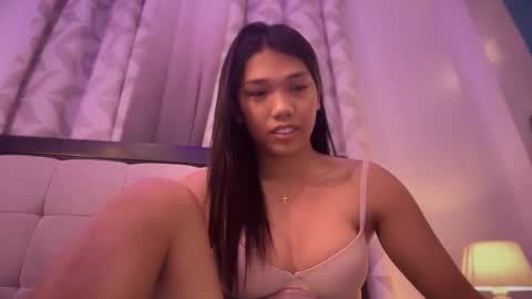 Snapshot of seductress_ph chatting on 14, 10, 2025 sara online show from 14, 10, 2025