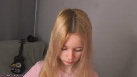 Snapshot of seebunny chatting on 20, 6, 2026 See Its honey bunny im Lana online show from 20, 6, 2026