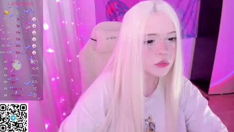 Snapshot of selena___cute chatting on 11, 5, 2026 Selena online show from 11, 5, 2026
