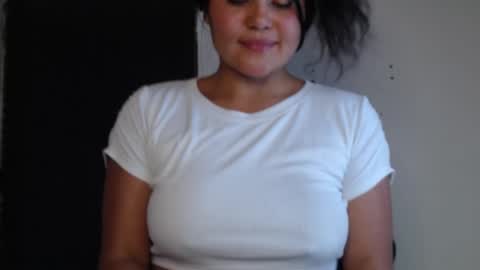 Snapshot of selena__angel chatting on 8, 11, 2025 Gaby but call me selena instagram sele04angel1 online show from 8, 11, 2025