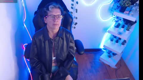 Snapshot of selena_ferreira chatting on 2, 5, 2026 Selena online show from 2, 5, 2026