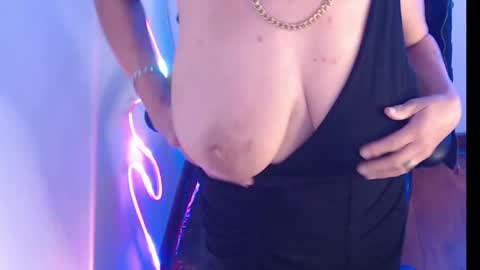 Snapshot of selena_ferreira chatting on 11, 5, 2026 Selena online show from 11, 5, 2026
