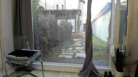 Snapshot of selena_reeves chatting on 10, 2, 2025 Selena online show from 10, 2, 2025