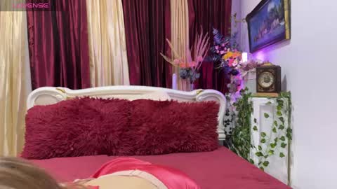 Snapshot of selena_sweetie chatting on 9, 3, 2025 Selena online show from 9, 3, 2025