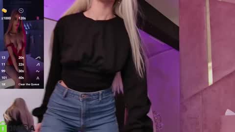 Selena online show from 15, 10, 2025