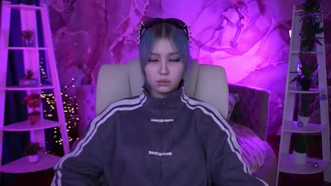 selenairis online show from 20, 3, 2026