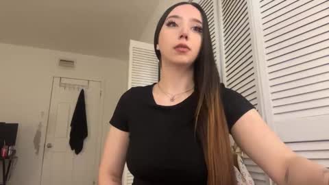 Selena Powe  online show from 1, 3, 2025