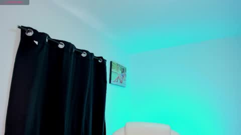 selenastonne online show from 14, 4, 2026