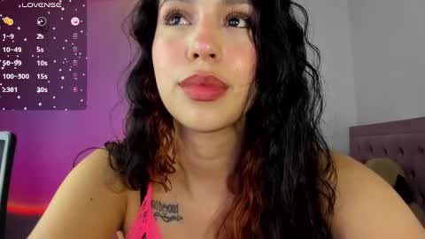 Snapshot of selene_e chatting on 7, 3, 2025 Karol. online show from 7, 3, 2025