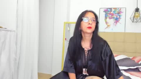 Snapshot of selene_milf_ chatting on 25, 1, 2025 Selene online show from 25, 1, 2025
