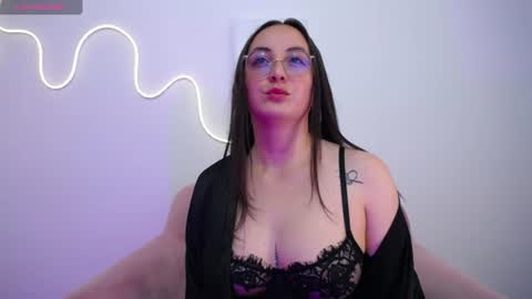 Snapshot of selene_swee chatting on 5, 7, 2026 selene_swee online show from 5, 7, 2026