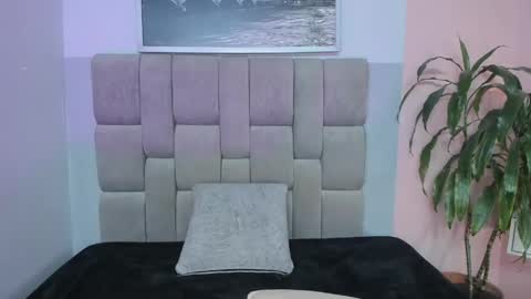 Selene online show from 16, 4, 2026