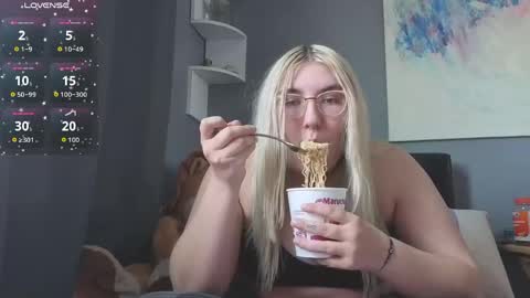 Selene online show from 14, 4, 2026