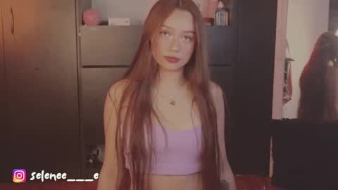 Snapshot of selenee___e chatting on 16, 1, 2025 selene online show from 16, 1, 2025