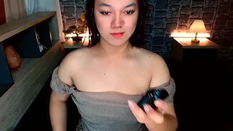 Snapshot of selenesantiago chatting on 17, 12, 2024 joan online show from 17, 12, 2024