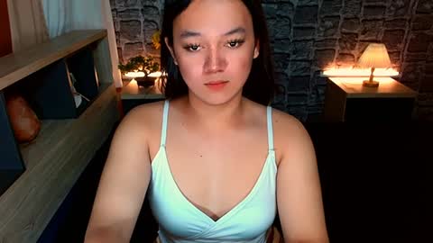 Snapshot of selenesantiago chatting on 17, 12, 2024 joan online show from 17, 12, 2024