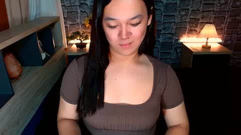 Snapshot of selenesantiago chatting on 17, 12, 2024 joan online show from 17, 12, 2024