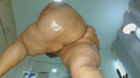 Snapshot of selenna1 chatting on 11, 1, 2025 Selenna1 online show from 11, 1, 2025