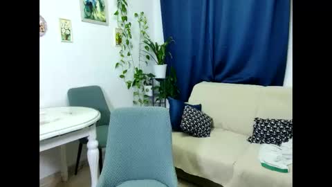 Selenna online show from 4, 12, 2025