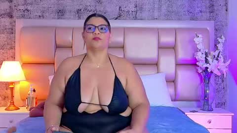 Snapshot of selennacooper chatting on 12, 4, 2026 Selenna Cooper online show from 12, 4, 2026