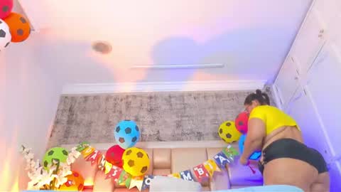 Snapshot of selennacooper chatting on 27, 6, 2026 Selenna Cooper online show from 27, 6, 2026