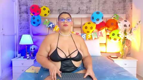 Snapshot of selennacooper chatting on 30, 6, 2026 Selenna Cooper online show from 30, 6, 2026