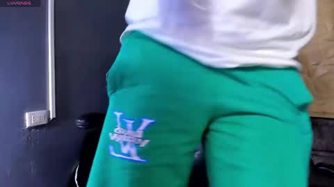 selfsuck_balls online show from 12, 4, 2026