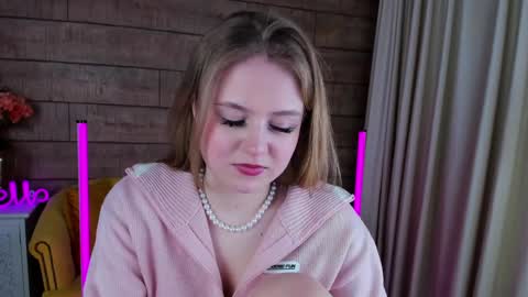 Snapshot of selinswarovski chatting on 7, 2, 2025 SelinSwarovski online show from 7, 2, 2025