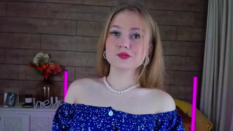 Snapshot of selinswarovski chatting on 10, 2, 2025 SelinSwarovski online show from 10, 2, 2025