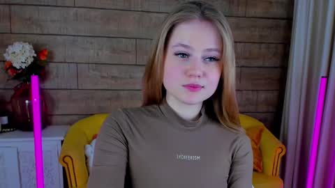 Snapshot of selinswarovski chatting on 22, 2, 2025 SelinSwarovski online show from 22, 2, 2025