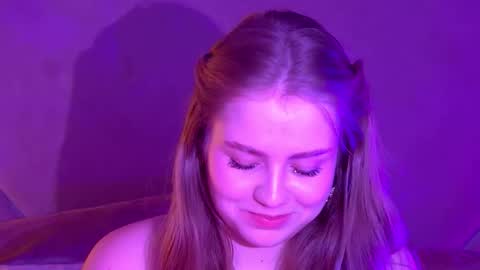 Snapshot of selinswarovski chatting on 27, 9, 2025 SelinSwarovski online show from 27, 9, 2025