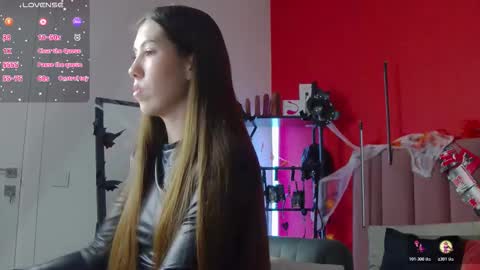 Nicole online show from 20, 10, 2025